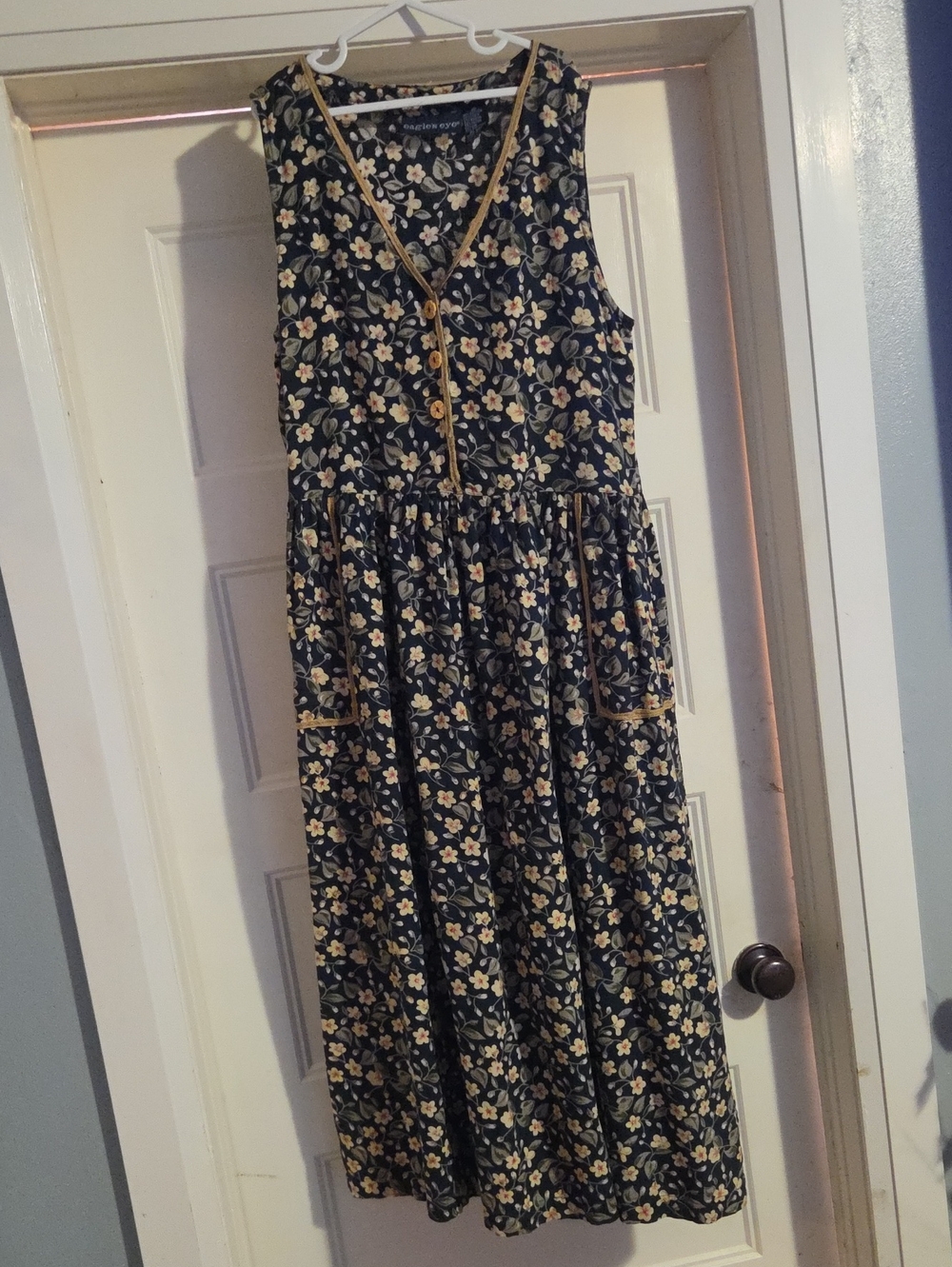 Womens  Floral Navy and Cream Sleeveless Dress